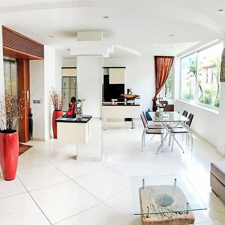 Flora Apartment Bali Seminyak  Exterior photo